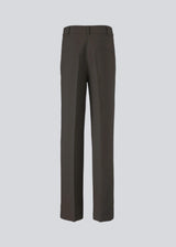 Gale pants has a classic design. The pants has straight, wide legs with pressfolds, which creates an elegant look. Complete the look with matching Blazer.