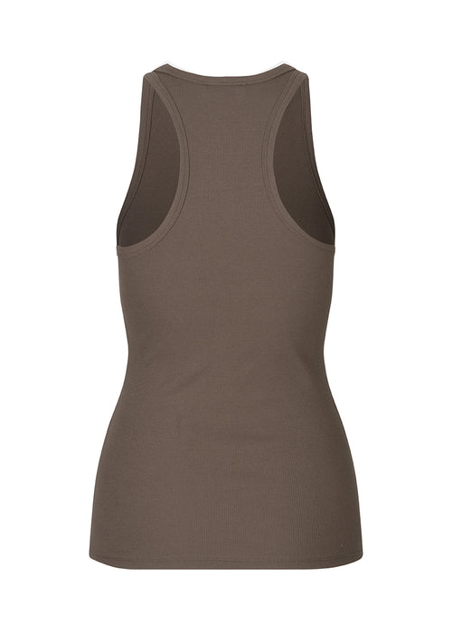 Cool basic top in brown in a soft cotton rib. Igor top has a tight fit with a racer back. The top is perfect for a sporty look. The model is 174 cm and wears a size S/36