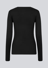 Soft long sleeved t-shirt with a round neck and slim fit in black. KrownMD LS o-neck is crafted from a more responsible ribbed quality.