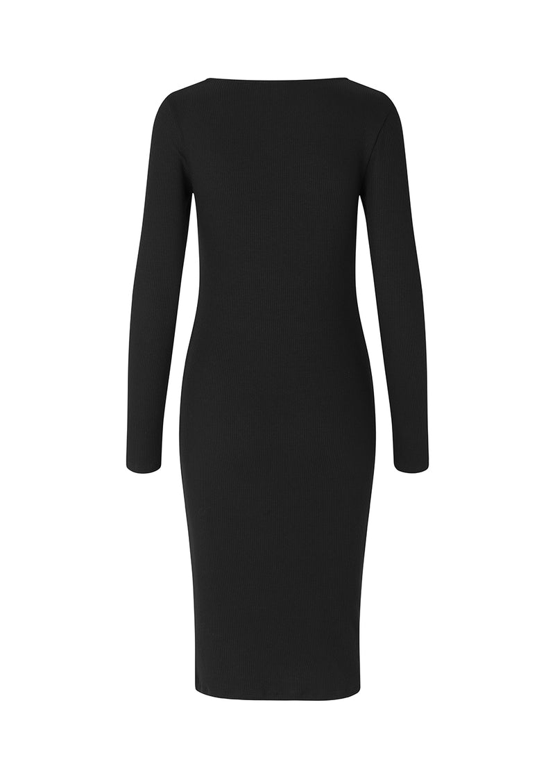Tight fitting dress with long sleeves and a square neckline. Oxy dress hugs the body and is medi length.