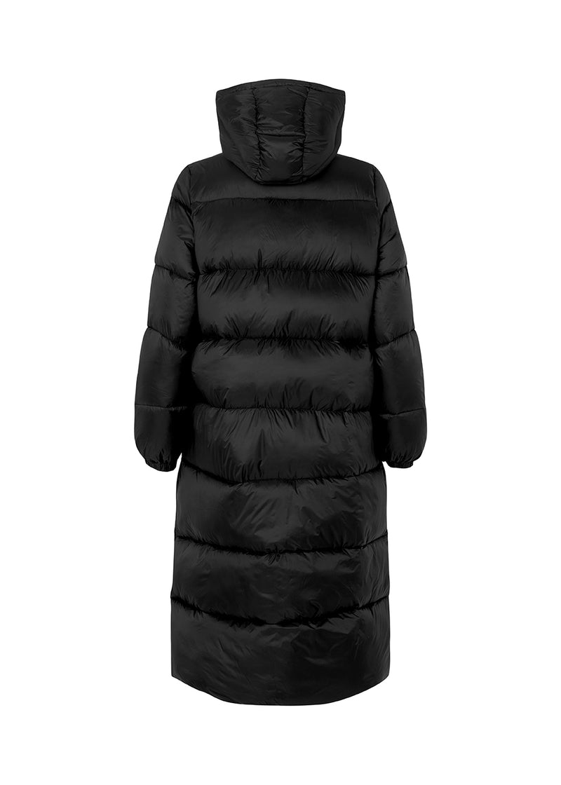 Knee-length coat in padded nylon. StellaMD long coat has a relaxed shape with long sleeves, hood and high-standing collar. Two-way zipper, adjustable hood and discreet side pockets.