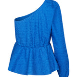 One shoulder top med et langt ærmer med puf og elastisk manchet. TalissaMD top er designet i et struktureret materiale med elastisk peplum-effekt ved taljen.