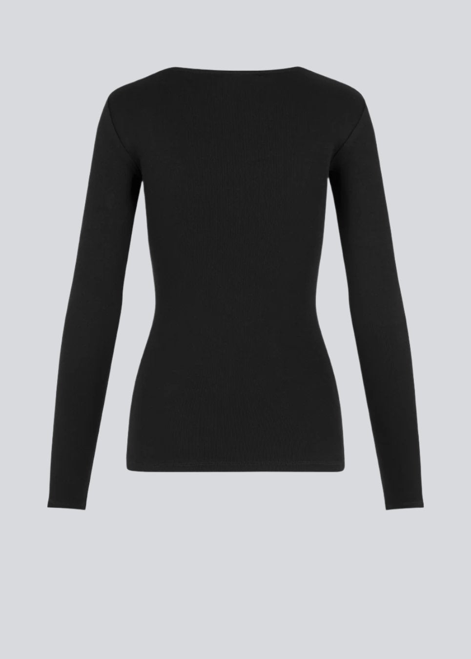 Rib knitted top in black in a tight-fit cotton quality. ToxieMD LS top has a square neckline in front and long sleeves.