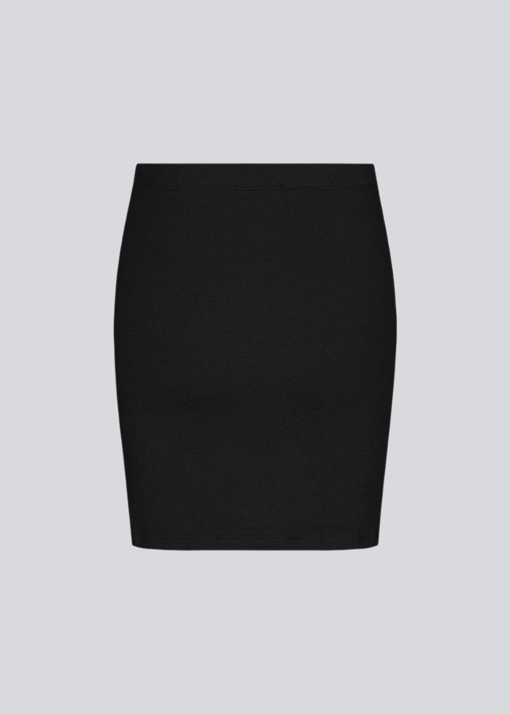 Nice and short basic skirt from Modström. Tutti skirt in Black has a slim fit and a must-have basic style in your waredrobe.