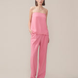 Pants in pink in a relaxed fit. AnkerMD wide pants have a regular waist with pleats in front and wide, long legs. Decorative back pockets and side pockets.  Match with blazer: AnkerMD blazer